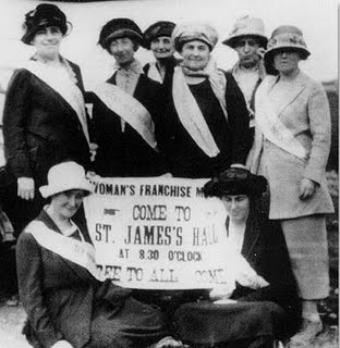 http://bp0.blogger.com/_oOdc1mcb5SY/R_9hW1k8h8I/AAAAAAAAAKM/fLpUDjgHRks/s320/Womens+Suffrage+League.jpg